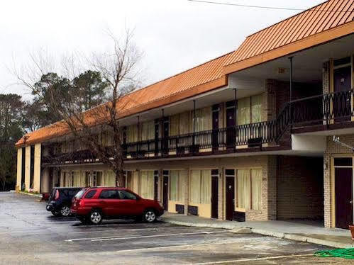 Motel 6 Florence Historic Downtown Экстерьер фото